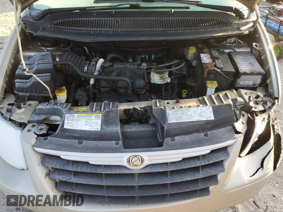 2006 Chrysler Town & Country LWB Touring with VIN 2A4GP54L66R846363, listed as a Copart auction lot 85267504 with 39,113 mi miles and Clean Title. Bid and sale history available at carsss.com. Image 12.