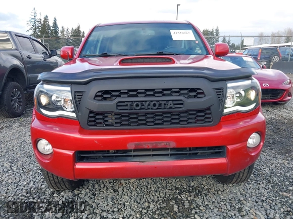 2010 Toyota Tacoma with VIN 5TEMU4FN7AZ693201, listed as a IAAI auction lot 41518269 with 173,312 mi miles and . Bid and sale history available at DreamBid. Image 12.