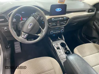 2022 Ford Escape SE с VIN 1FMCU0G65NUB40925, выставлен на аукционе IAAI как лот 42841804 с пробегом 54 950 миль миль и . История ставок и продаж доступна на DreamBid. Изображение 12.