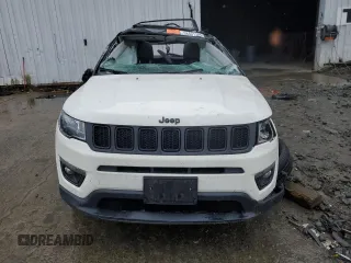 2019 Jeep Compass Latitude with VIN 3C4NJDBB6KT761212, listed as a Copart auction lot 58401705 with Not provided miles and Salvage title. Bid and sale history available at DreamBid. Image 5.