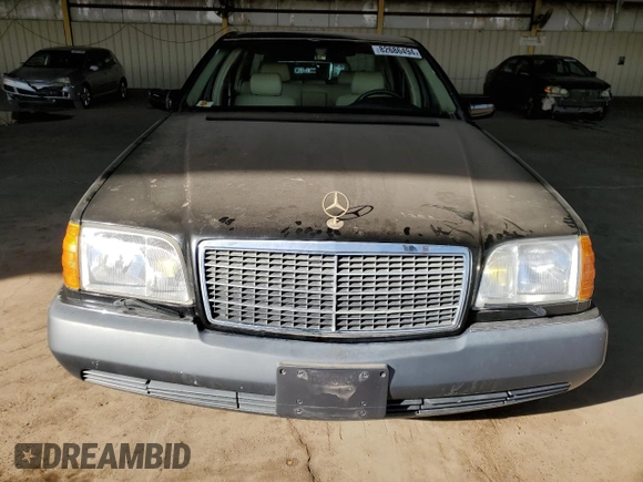 1994 Mercedes-Benz S with VIN WDBGA51E9RA172939, listed as a Copart auction lot 82686494 with 86,315 mi miles and Clean Title. Bid and sale history available at DreamBid. Image 5.