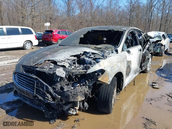 2020 Ford Fusion SE with VIN 3FA6P0HD7LR107196, listed as a IAAI auction lot 41664717 with 118,011 mi miles. Bid and sale history available at carsss.com. Image 6.