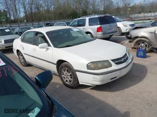 2002 Chevrolet Impala with VIN 2G1WF52E129332206, listed as a IAAI auction lot 41948667 with 166,365 mi miles. Bid and sale history available at carsss.com. Image 1.