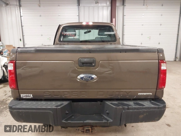 2016 Ford F-250 XLT with VIN 1FTBF2B60GEA32562, listed as a IAAI auction lot 42049024 with 43,020 mi miles and . Bid and sale history available at DreamBid. Image 16.