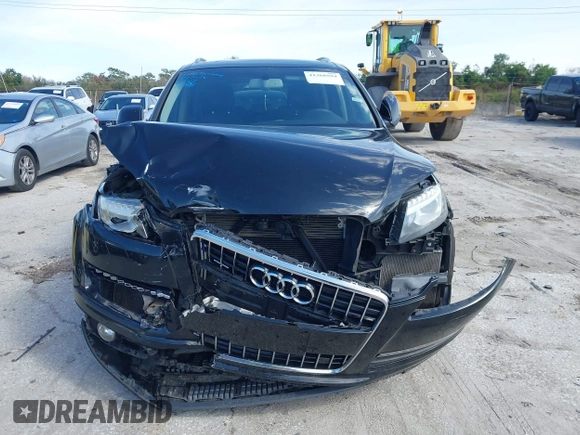 2015 Audi Q7 Premium with VIN WA1CGAFE5FD024940, listed as a IAAI auction lot 41368594 with 87,475 mi miles and . Bid and sale history available at DreamBid. Image 12.