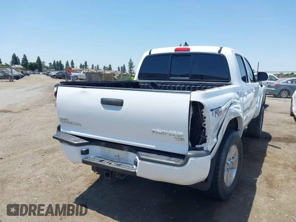 2014 Toyota Tacoma PreRunner z VIN 3TMJU4GN1EM159700, wystawiony jako IAAI lot #42460264 z przebiegiem 93 891 mil mil oraz . Historia ofert i sprzedaży dostępna na DreamBid. Obrazek 4.