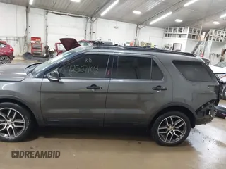 2016 Ford Explorer Sport с VIN 1FM5K8GT9GGB60311, выставлен на аукционе IAAI как лот 42507104 с пробегом 121 776 миль миль и . История ставок и продаж доступна на DreamBid. Изображение 15.