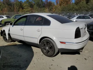 2004 Volkswagen Passat Sedan GLX with VIN WVWTH63B64P253228, listed as a Copart auction lot 77335744 with 160,018 mi miles and Salvage Title. Bid and sale history available at carsss.com. Image 2.