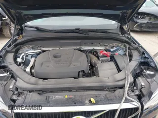 2019 Volvo XC60 Momentum с VIN LYVA22RK6KB219906, выставлен на аукционе IAAI как лот 42484901 с пробегом 80 109 миль миль и . История ставок и продаж доступна на DreamBid. Изображение 10.