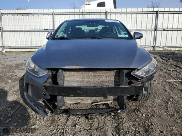 2017 Hyundai Elantra SE with VIN KMHD84LFXHU243672, listed as a Copart auction lot 50393525 with 128,155 mi miles and Salvage Title. Bid and sale history available at carsss.com. Image 5.