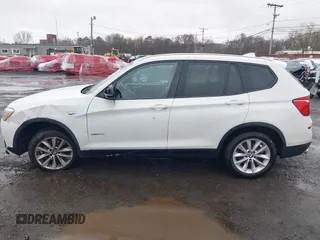 2015 BMW X3 xDrive28i z VIN 5UXWX9C59F0D53672, wystawiony jako IAAI lot #41975259 z przebiegiem 82 852 mil mil oraz . Historia ofert i sprzedaży dostępna na DreamBid. Obrazek 14.