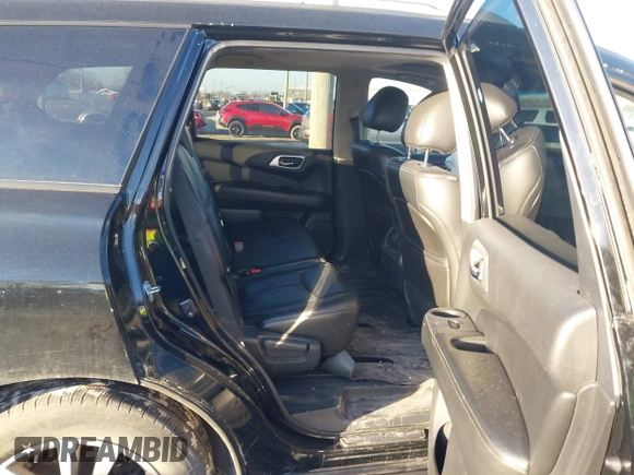 2014 Nissan Pathfinder SV z VIN 5N1AR2MM6EC701355, wystawiony jako IAAI lot #41535352 z przebiegiem 113 779 mil mil oraz . Historia ofert i sprzedaży dostępna na DreamBid. Obrazek 8.