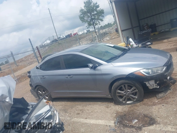 2017 Hyundai Elantra SE z VIN 5NPD84LF7HH119468, wystawiony jako IAAI lot #42060414 z przebiegiem 122 434 mil mil oraz . Historia ofert i sprzedaży dostępna na DreamBid. Obrazek 13.