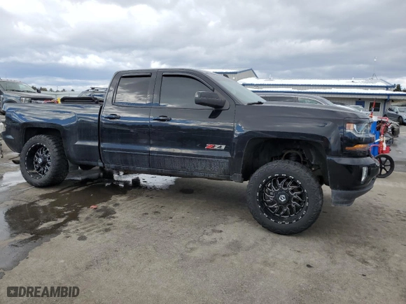 2018 Chevrolet Silverado 1500 LT with VIN 1GCVKREC1JZ238430, listed as a Copart auction lot 45906105 with 112,562 mi miles and Salvage Title. Bid and sale history available at carsss.com. Image 4.