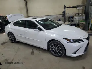 2021 Lexus ES with VIN 58ADA1C14MU011370, listed as a Copart auction lot 44731125 with 47,681 mi miles and Salvage Title. Bid and sale history available at carsss.com. Image 4.