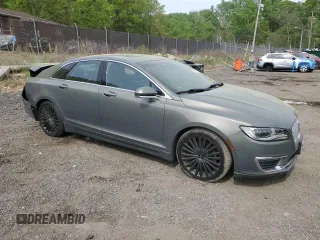 2017 Lincoln MKZ Reserve z VIN 3LN6L5F99HR654376, wystawiony jako Copart lot #54530755 z przebiegiem 83 606 mil mil oraz Szkoda całkowita • Salvage title. Historia ofert i sprzedaży dostępna na DreamBid. Obrazek 4.