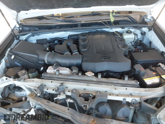 2019 Toyota 4Runner SR5 с VIN JTEBU5JR0K5630450, выставлен на аукционе IAAI как лот 42386961 с пробегом 104 733 миль миль и . История ставок и продаж доступна на DreamBid. Изображение 10.