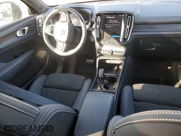2023 Volvo C40 Plus с VIN YV4ED3GL1P2060733, выставлен на аукционе Copart как лот 42198985 с пробегом Не указан миль и Чистый • Clean title. История ставок и продаж доступна на DreamBid. Изображение 8.