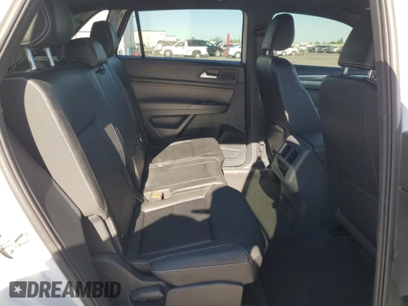 2023 Volkswagen Atlas SEL с VIN 1V2BE2CA3PC216913, выставлен на аукционе Copart как лот 67686974 с пробегом 13 326 миль миль и Списание • Salvage title. История ставок и продаж доступна на DreamBid. Изображение 11.