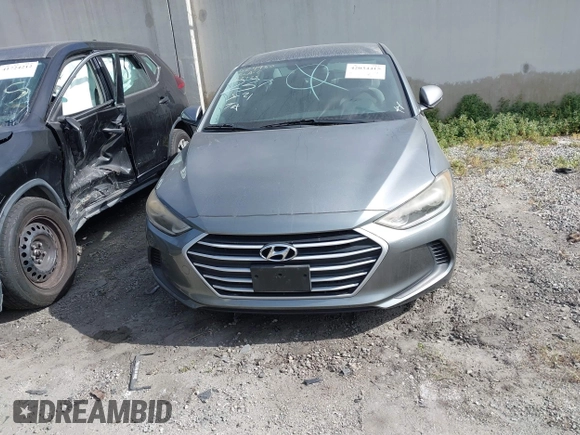 2018 Hyundai Elantra SE z VIN KMHD74LF9JU611364, wystawiony jako IAAI lot #42034415 z przebiegiem 81 450 mil mil oraz . Historia ofert i sprzedaży dostępna na DreamBid. Obrazek 13.
