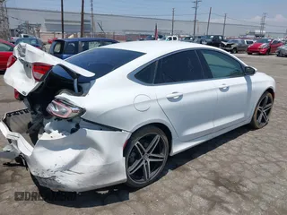 2015 Chrysler 200 Limited с VIN 1C3CCCAB6FN604514, выставлен на аукционе IAAI как лот 42387358 с пробегом 136 400 миль миль и . История ставок и продаж доступна на DreamBid. Изображение 4.
