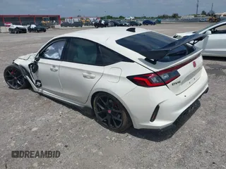 2025 Honda Civic Type R z VIN JHMFL5G46SX002433, wystawiony jako IAAI lot #42097750 z przebiegiem 3 270 mil mil oraz . Historia ofert i sprzedaży dostępna na DreamBid. Obrazek 3.