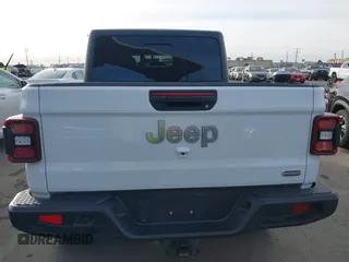 2021 Jeep Gladiator High Altitude с VIN 1C6HJTFGXML504007, выставлен на аукционе IAAI как лот 41388706 с пробегом 70 584 миль миль и . История ставок и продаж доступна на DreamBid. Изображение 16.