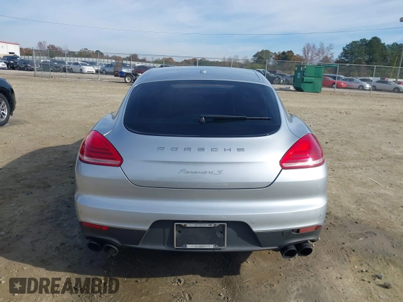 2015 Porsche Panamera 4S z VIN WP0AB2A70FL050779, wystawiony jako IAAI lot #40977292 z przebiegiem 78 574 mil mil oraz . Historia ofert i sprzedaży dostępna na DreamBid. Obrazek 16.