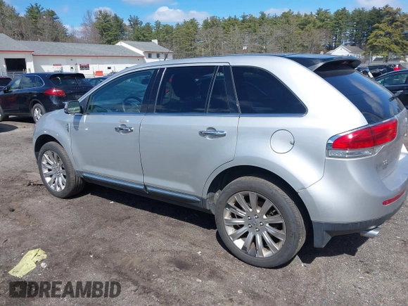 2014 Lincoln MKX with VIN 2LMDJ8JK4EBL10705, listed as a IAAI auction lot 41870228 with 166,527 mi miles and . Bid and sale history available at DreamBid. Image 14.