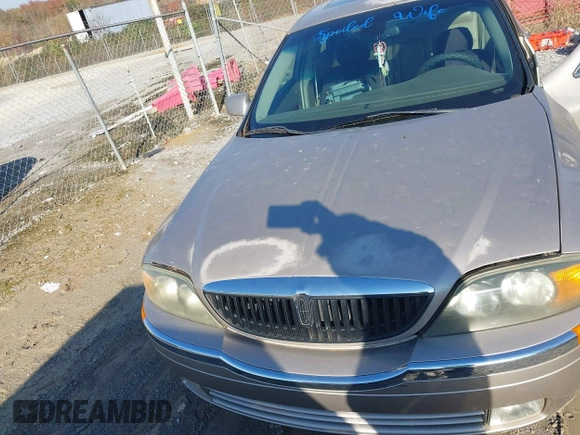 2001 Lincoln LS with VIN 1LNHM87A11Y683443, listed as a IAAI auction lot 40874730 with 1 mi miles. Bid and sale history available at carsss.com. Image 6.