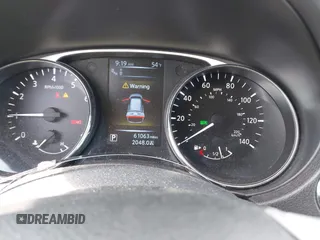 2016 Nissan Rogue SL with VIN 5N1AT2MV8GC870418, listed as a IAAI auction lot 42005368 with 61,063 mi miles and . Bid and sale history available at DreamBid. Image 7.