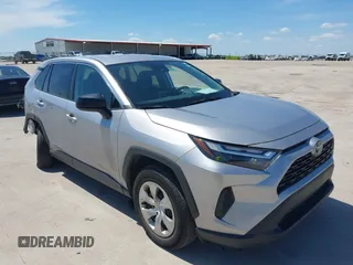 2023 Toyota RAV4 LE z VIN 2T3H1RFV4PC236424, wystawiony jako IAAI lot #42248687 z przebiegiem 24 311 mil mil oraz . Historia ofert i sprzedaży dostępna na DreamBid. Obrazek 1.
