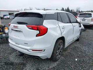 2019 GMC Terrain Denali with VIN 3GKALXEX7KL189721, listed as a IAAI auction lot 41890821 with 111,619 mi miles. Bid and sale history available at carsss.com. Image 4.