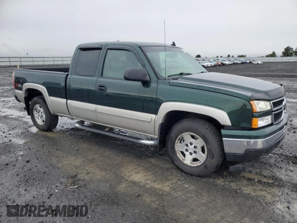 2006 Chevrolet Silverado 1500 LT2 with VIN 1GCEK19B16Z175582, listed as a Copart auction lot 54576735 with 282,876 mi miles and Salvage Title. Bid and sale history available at carsss.com. Image 4.