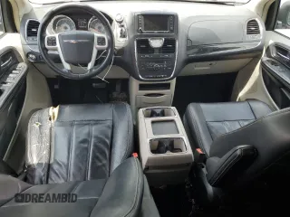 2014 Chrysler Town & Country Touring z VIN 2C4RC1BG0ER404444, wystawiony jako Copart lot #60194645 z przebiegiem 136 826 mil mil oraz Szkoda całkowita • Salvage title. Historia ofert i sprzedaży dostępna na DreamBid. Obrazek 8.