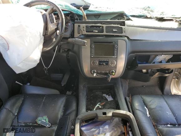 2011 Chevrolet Avalanche LT with VIN 3GNTKFE37BG137696, listed as a Copart auction lot 86730124 with 0 mi miles and Salvage Title. Bid and sale history available at carsss.com. Image 8.