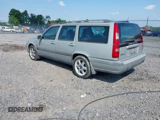 2000 Volvo V70 with VIN YV1LZ56D9Y2721437, listed as a IAAI auction lot 42455046 with 223,234 mi miles and . Bid and sale history available at DreamBid. Image 3.