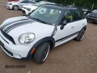 2014 MINI Countryman S z VIN WMWZC5C5XEWP37470, wystawiony jako IAAI lot #42396984 z przebiegiem 77 847 mil mil oraz . Historia ofert i sprzedaży dostępna na DreamBid. Obrazek 2.