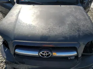 2005 Toyota Sequoia SR5 with VIN 5TDBT44A55S253751, listed as a Copart auction lot 52070225 with 191,245 mi miles and Salvage Title. Bid and sale history available at DreamBid. Image 12.
