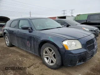 2006 Dodge Magnum R/T z VIN 2D4GV57276H122690, wystawiony jako Copart lot #44357495 z przebiegiem 129 569 mil mil oraz Szkoda całkowita • Salvage title. Historia ofert i sprzedaży dostępna na DreamBid. Obrazek 4.