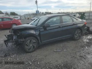 2019 Volkswagen Jetta SEL Premium с VIN 3VWGB7BUXKM185205, выставлен на аукционе Copart как лот 43470455 с пробегом 110 660 миль миль и Списание • Salvage title. История ставок и продаж доступна на DreamBid. Изображение 1.