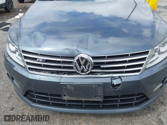 2013 Volkswagen CC Sport with VIN WVWBP7AN3DE571837, listed as a IAAI auction lot 41784447 with 156,834 mi miles. Bid and sale history available at carsss.com. Image 6.