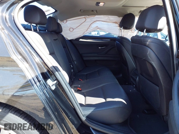 2015 BMW 5 Series 528i xDrive with VIN WBA5A7C50FD621076, listed as a IAAI auction lot 41823319 with 113,631 mi miles and . Bid and sale history available at carsss.com. Image 8.