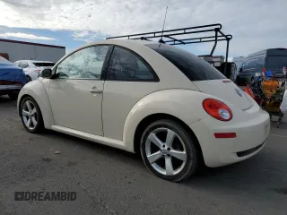 2006 Volkswagen Beetle with VIN 3VWSG31C86M413513, listed as a Copart auction lot 81557984 with 122,632 mi miles and Clean Title. Bid and sale history available at DreamBid. Image 2.
