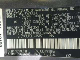 2014 Toyota Sienna XLE with VIN 5TDYK3DC5ES475750, listed as a IAAI auction lot 41976805 with 221,804 mi miles. Bid and sale history available at carsss.com. Image 9.