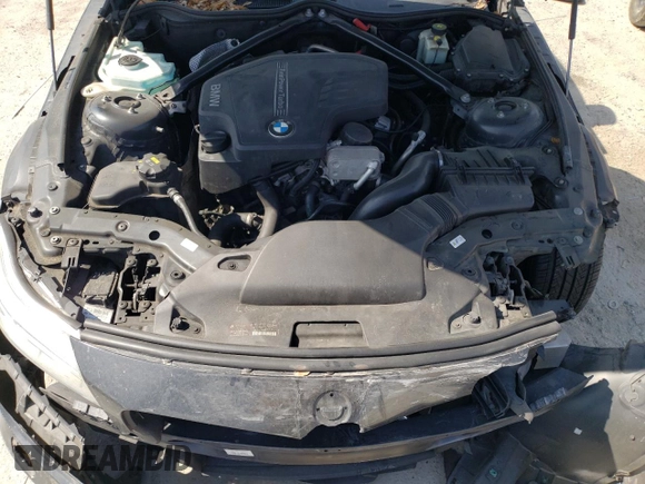 2015 BMW Z4 sDrive28i z VIN WBALL5C51FP557408, wystawiony jako Copart lot #55568525 z przebiegiem Nie podano mil oraz Szkoda całkowita • Salvage title. Historia ofert i sprzedaży dostępna na DreamBid. Obrazek 11.