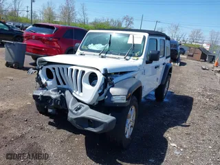 2020 Jeep Wrangler Unlimited Sport Altitude with VIN 1C4HJXDG7LW212475, listed as a IAAI auction lot 41990654 with 53,079 mi miles. Bid and sale history available at carsss.com. Image 17.