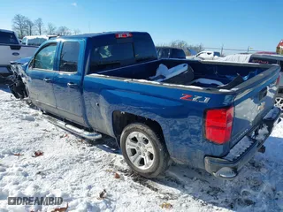 2018 Chevrolet Silverado 1500 LT with VIN 1GCVKRECXJZ202283, listed as a IAAI auction lot 41363873 with 86,955 mi miles. Bid and sale history available at carsss.com. Image 3.