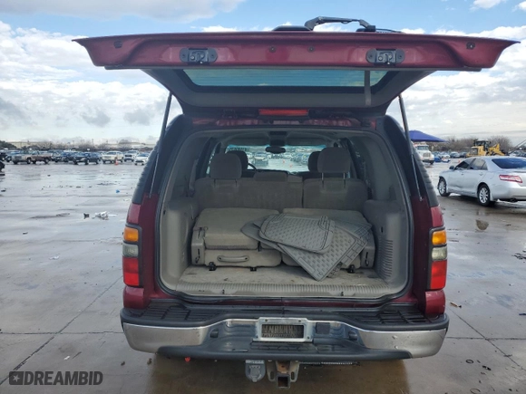 2004 Chevrolet Tahoe LT with VIN 1GNEC13Z74R250826, listed as a Copart auction lot 41990975 with 270,951 mi miles and Clean Title. Bid and sale history available at carsss.com. Image 6.