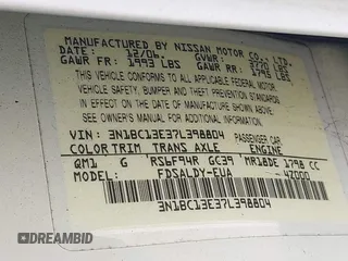 2007 Nissan Versa SL z VIN 3N1BC13E37L398804, wystawiony jako IAAI lot #42490240 z przebiegiem 185 597 mil mil oraz . Historia ofert i sprzedaży dostępna na DreamBid. Obrazek 9.